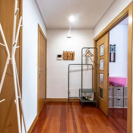 Apartment Bilbao Bec With Parking By Aston Barakaldo