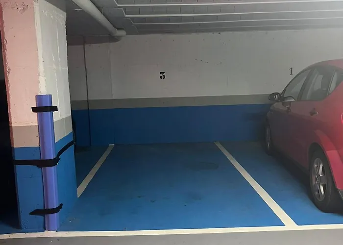 Bilbao Bec With Parking By Aston